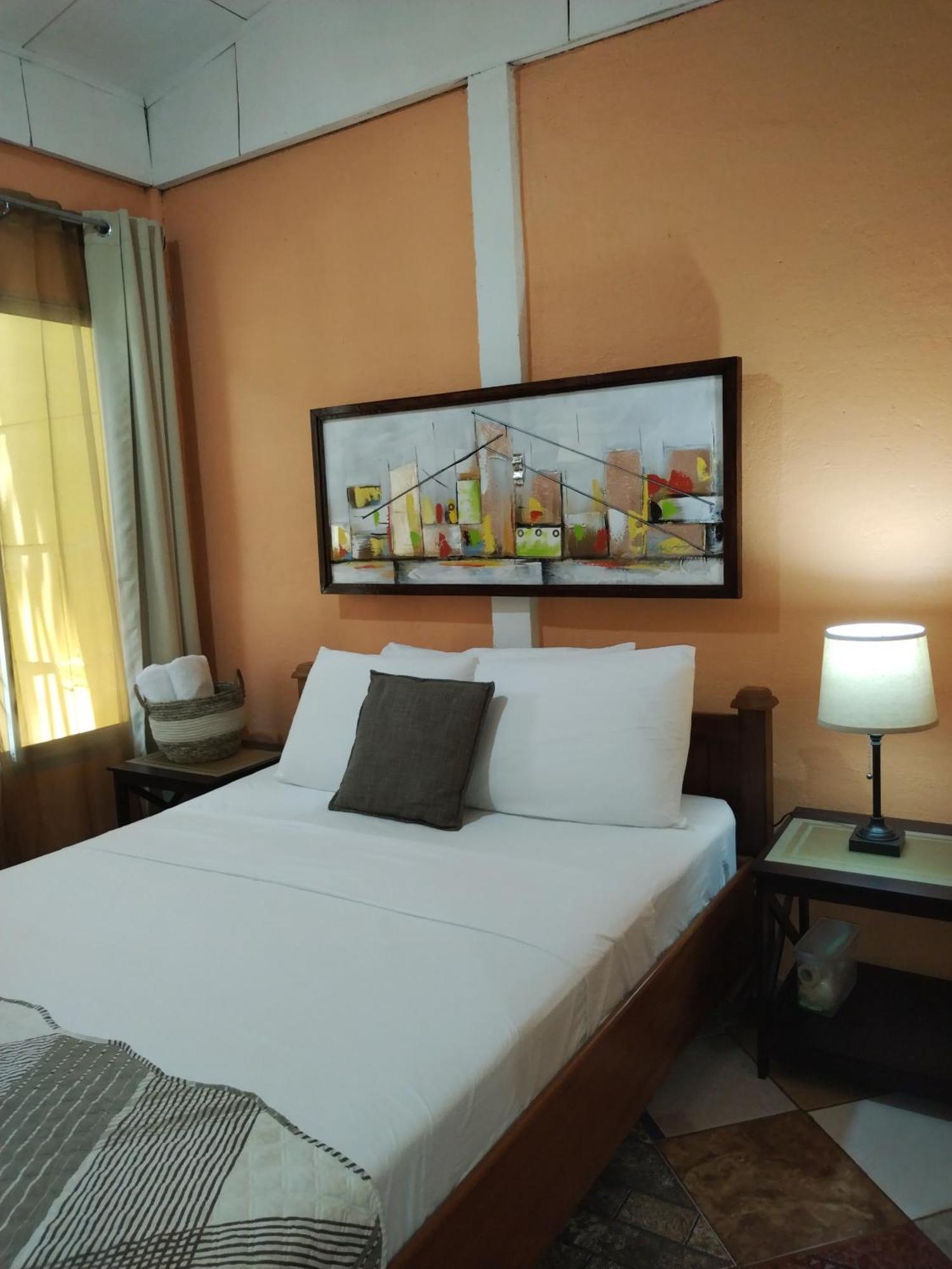 Villa Gabriela, Casa Tucan Либерия Номер фото
