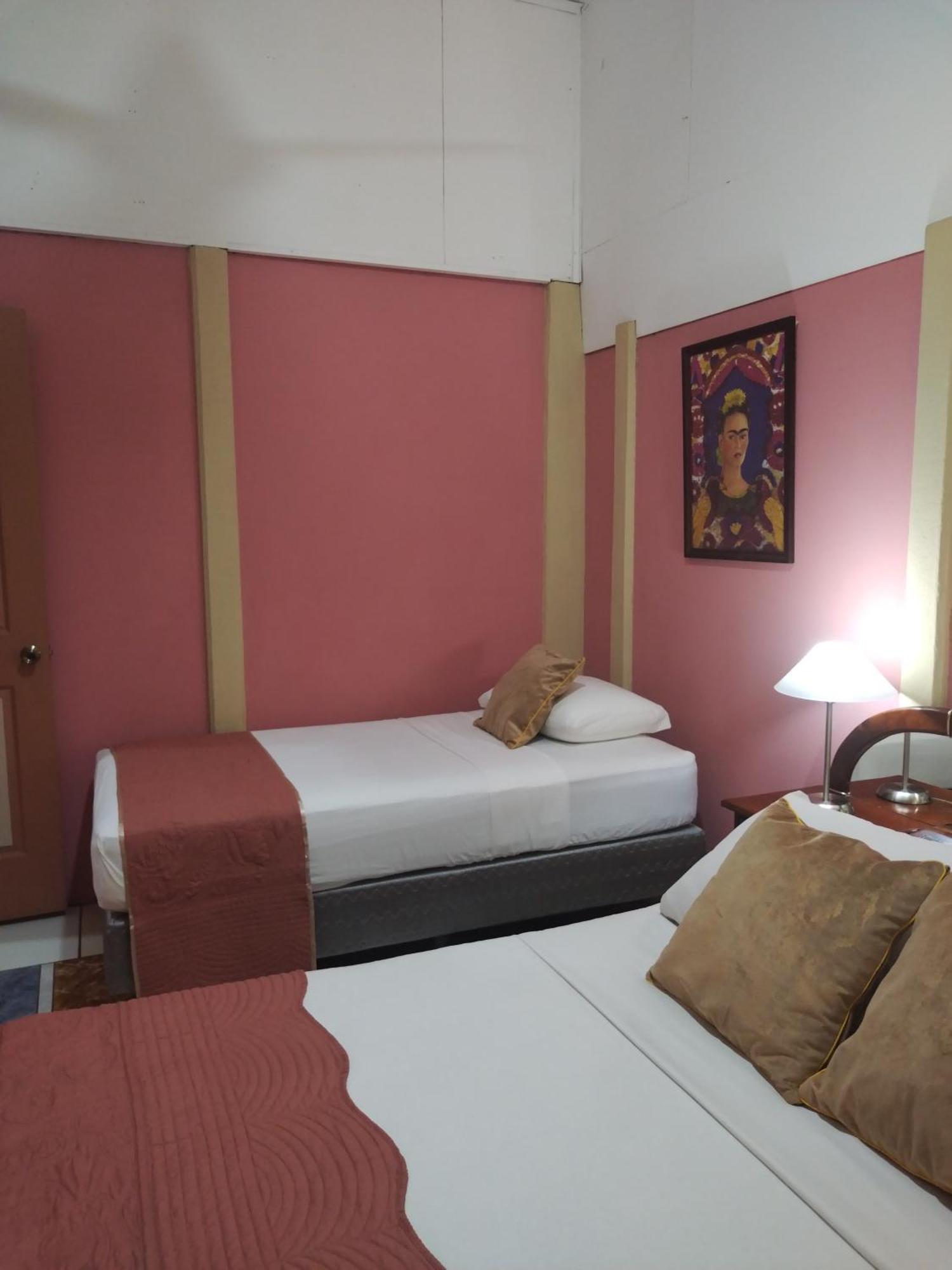 Villa Gabriela, Casa Tucan Либерия Номер фото