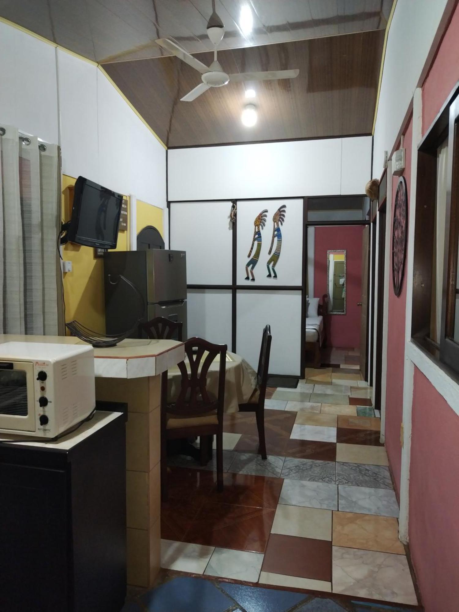 Villa Gabriela, Casa Tucan Либерия Номер фото